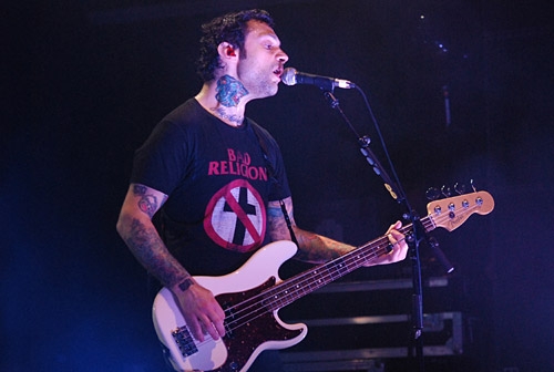 riseagainst110323_0053