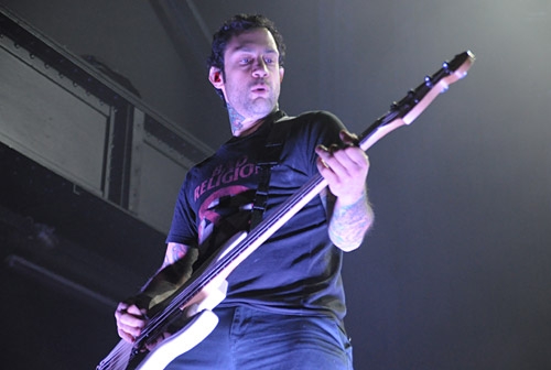 riseagainst110323_0133
