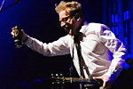 Flogging Molly live – Irish Pub statt Industriehalle
