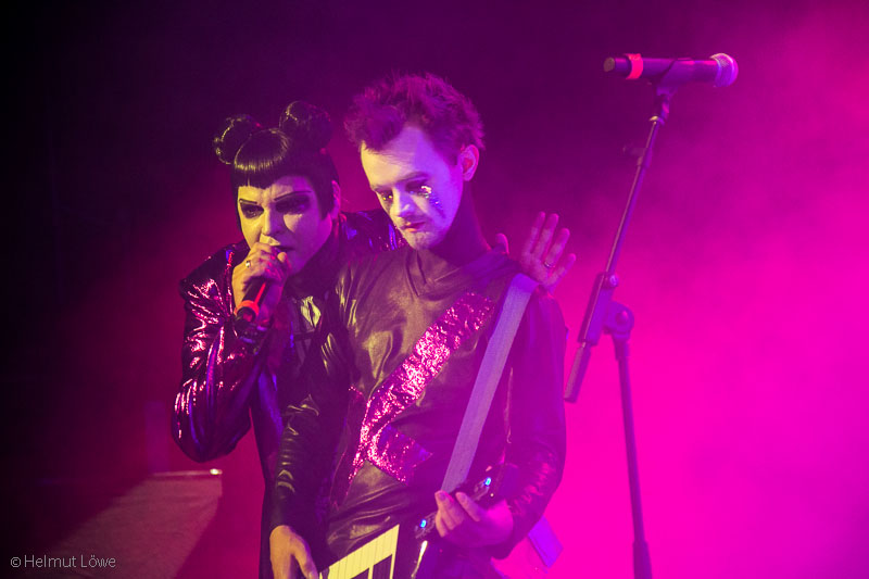 amphi_sa_bands_hl_800-9740