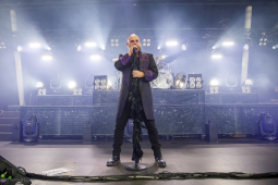 amphi-festival202607-bands-helmut-loewe-0334
