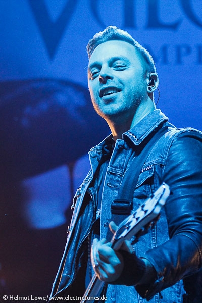 bulletformyvalentine140210_hl-26