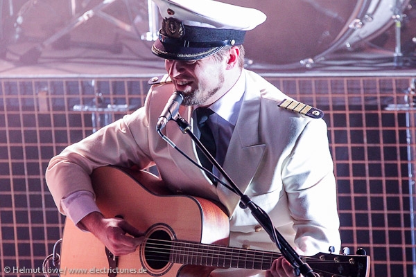 eisbrecher141221_hl-11