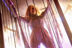 inthismoment150224_hl-59