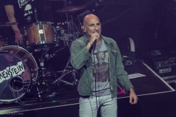 no-one-is-innocent191130_hl-5007