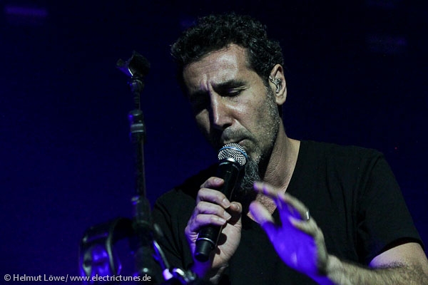 systemofadown150413_hl-12