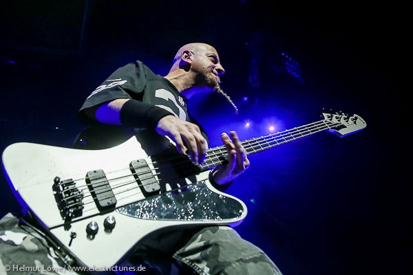 systemofadown150413_hl-35