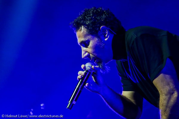 systemofadown150413_hl-37