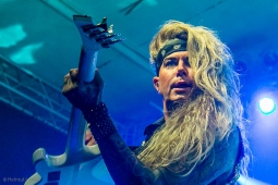 steelpanther191109_hl-2178