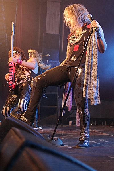 steelpanther120320_0909